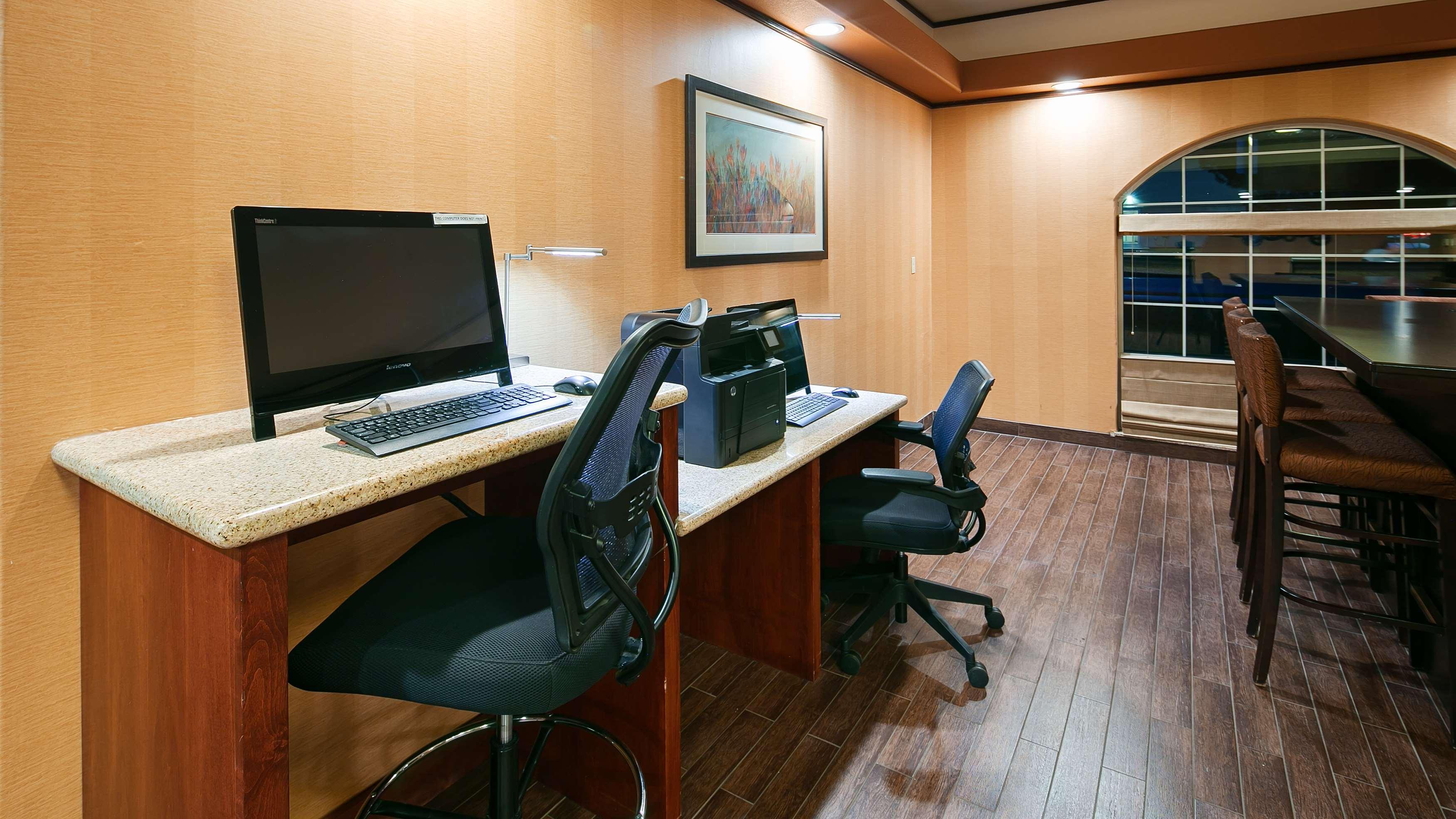Best Western Plus Rama Inn & Suites La Grande Esterno foto