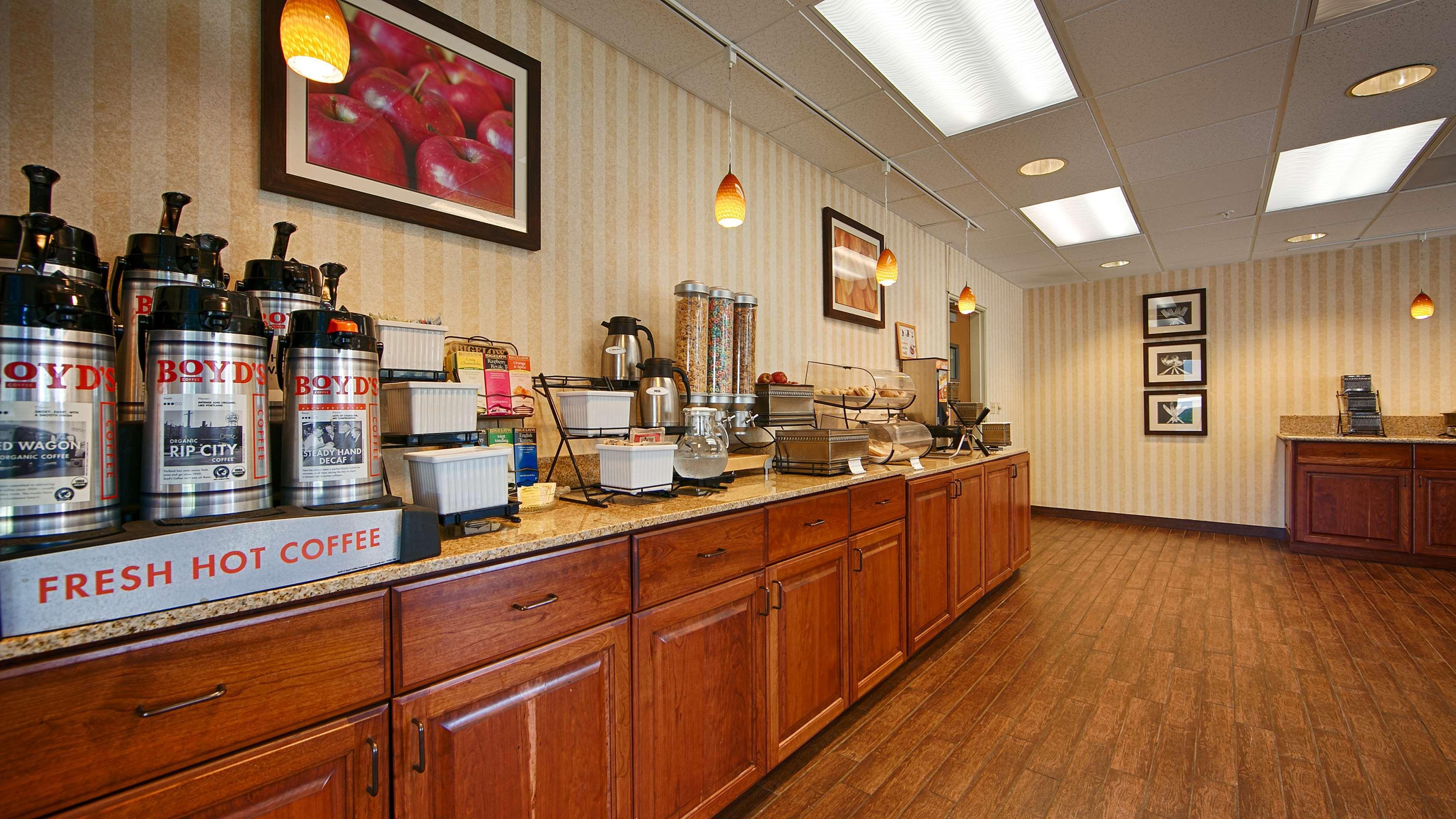 Best Western Plus Rama Inn & Suites La Grande Esterno foto